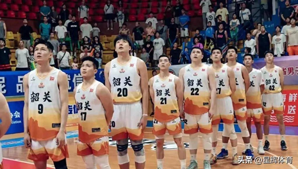 火热篮球季：球迷观赛热情高涨的简单介绍