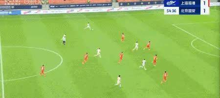 包含利沃诺主场大胜，继续保持胜利势头的词条